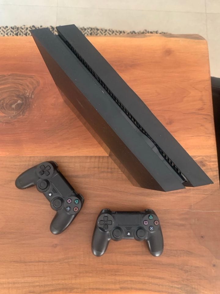 PlayStation 4
