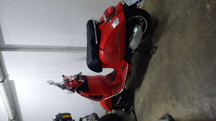 Vespa GTS300