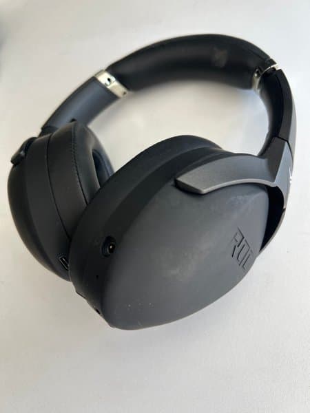 Asus ROG Strix GO 2.4 Kulaklık