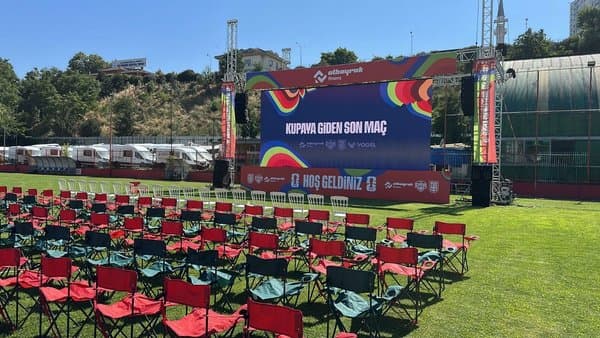 400 Adet Kamp Sandalyesi